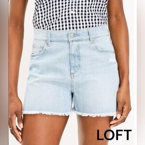 LOFT Shorts The Cut Off  High Rise Curvy Fit Denim Light Wash Size 32